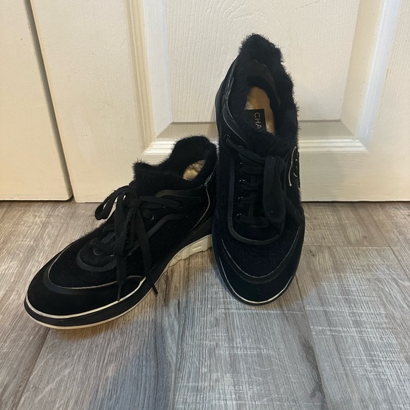 Chanel Sock Sneaker 2019 - Picture 2 of 10